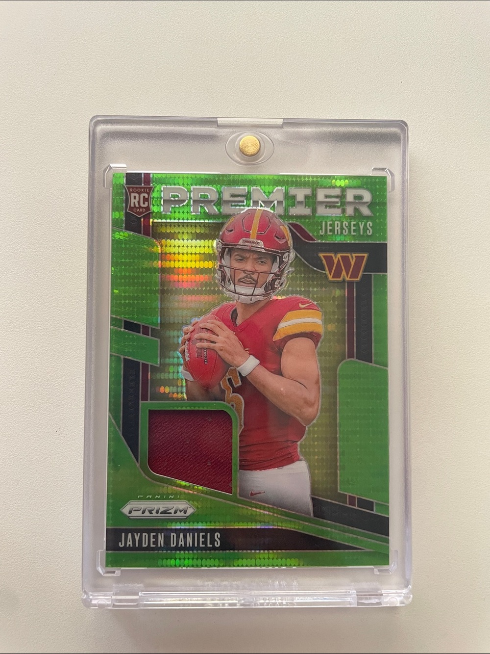 2024 Panini Prism Jayden Daniels Premier Jerseys Green Prism Rookie Relic